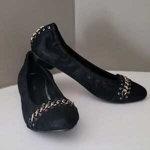 Made in Italy Rare, Hard Find, Chain Flats Wth Beautiful Genuine Leather Texture